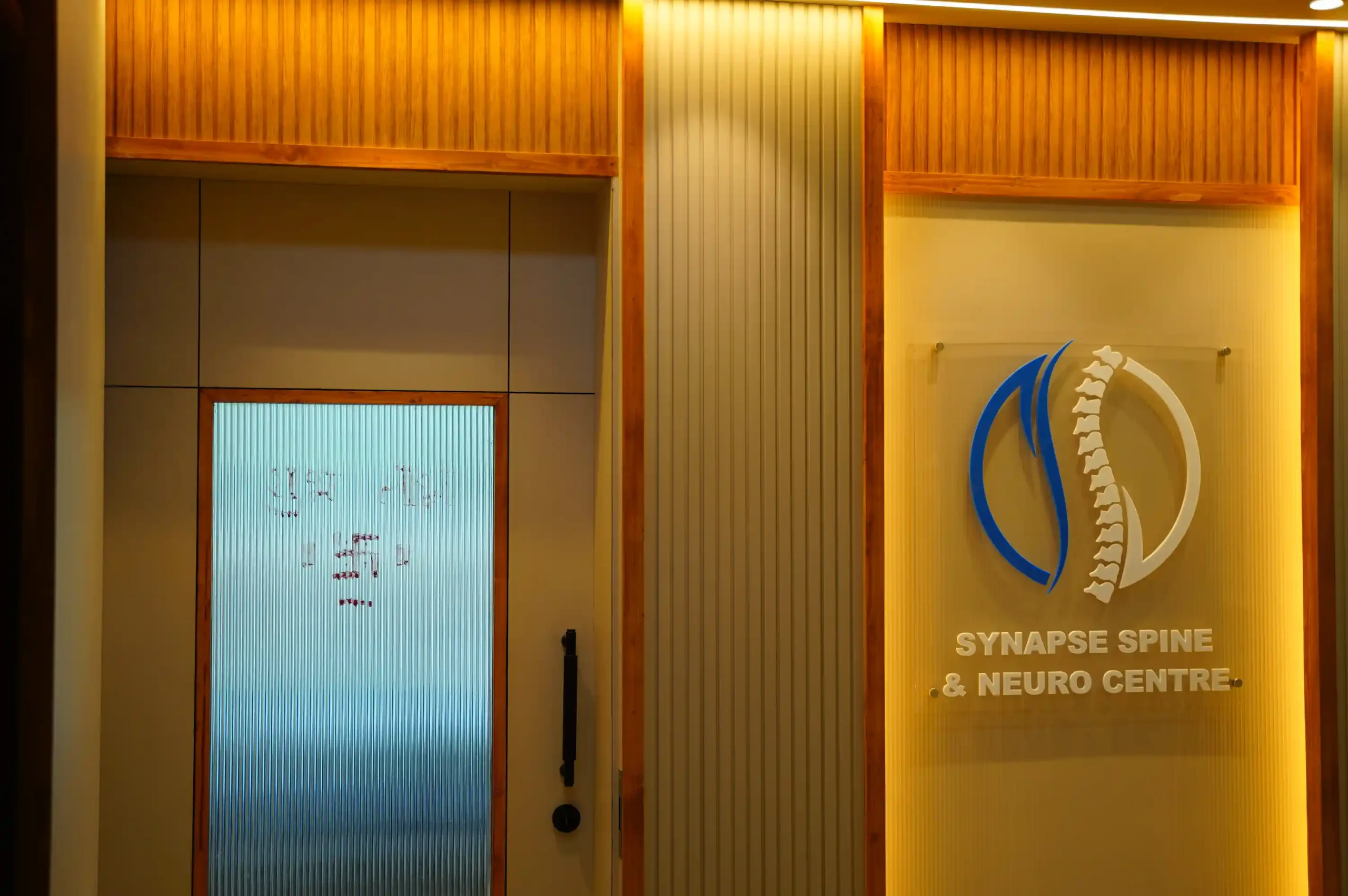 Best Spine Clinic in Andheri Mumbai 1 scaled Spine Surgeon in Andheri